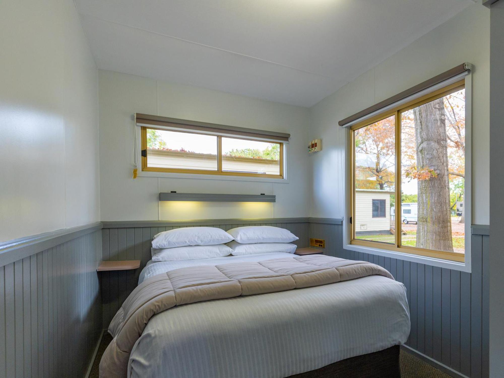 Nrma Bairnsdale Riverside Holiday Park Номер фото