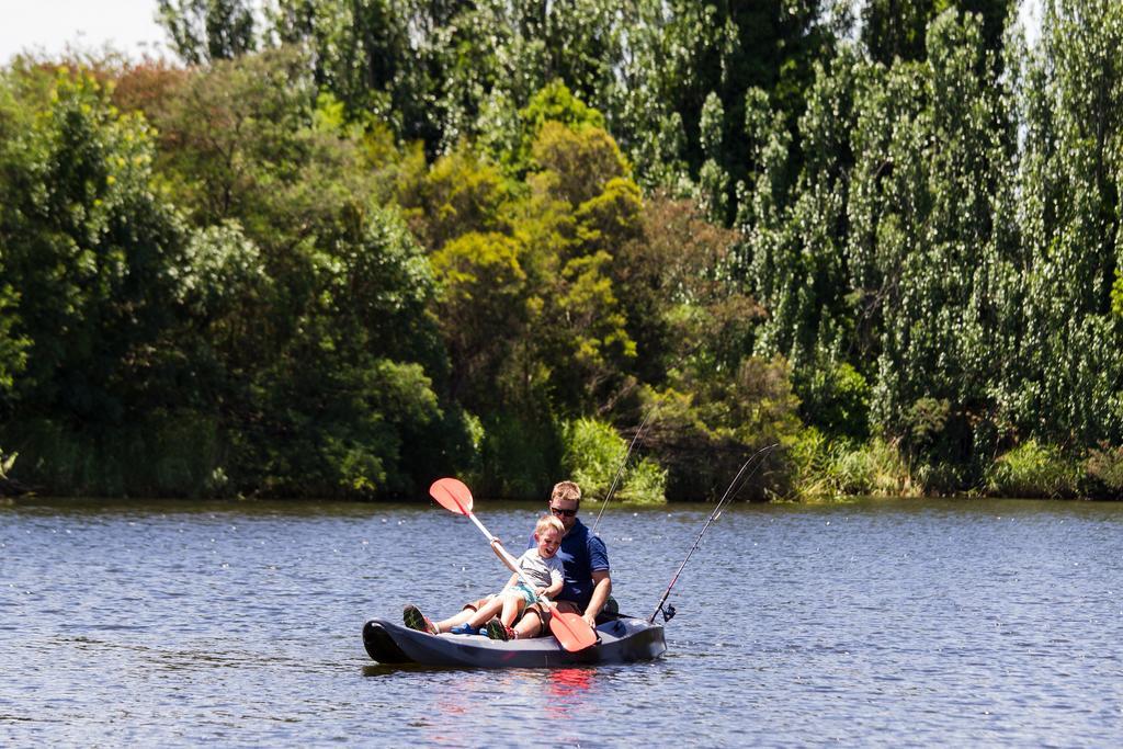Nrma Bairnsdale Riverside Holiday Park Экстерьер фото