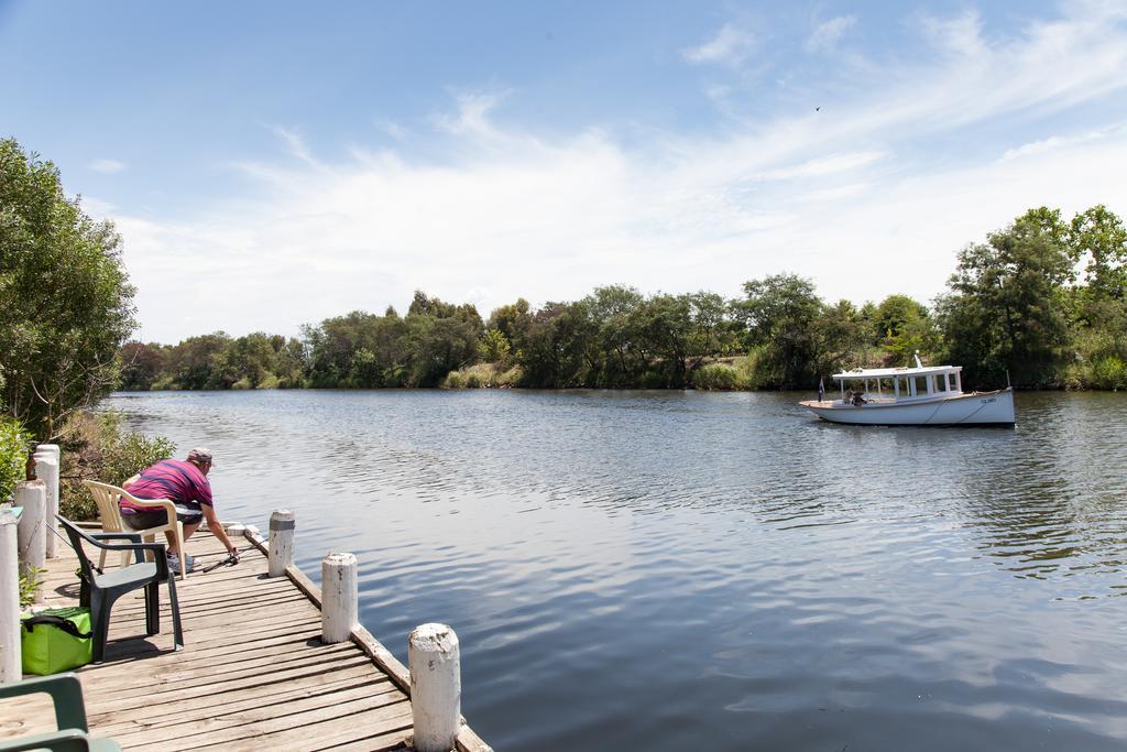 Nrma Bairnsdale Riverside Holiday Park Экстерьер фото