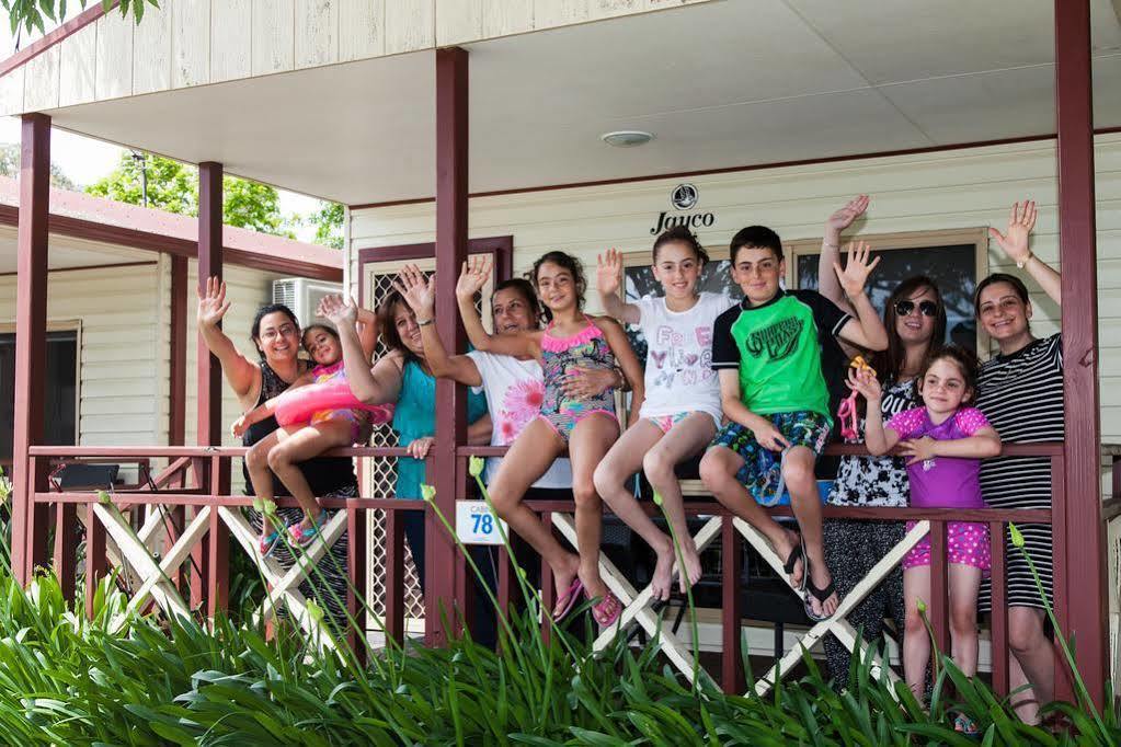 Nrma Bairnsdale Riverside Holiday Park Экстерьер фото